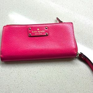 Kate Spade ♠️ hot pick leather wallet